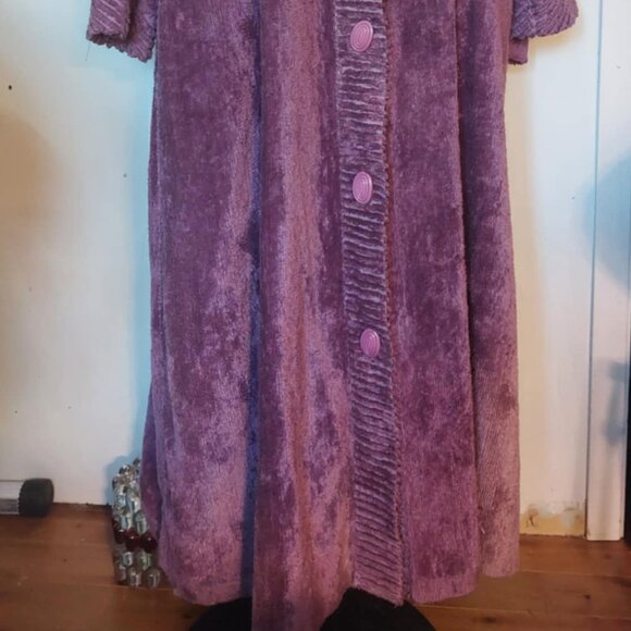 Fab vintage purple ribbed chenille housecoat robe - xl - floor length - Picture 6 of 6